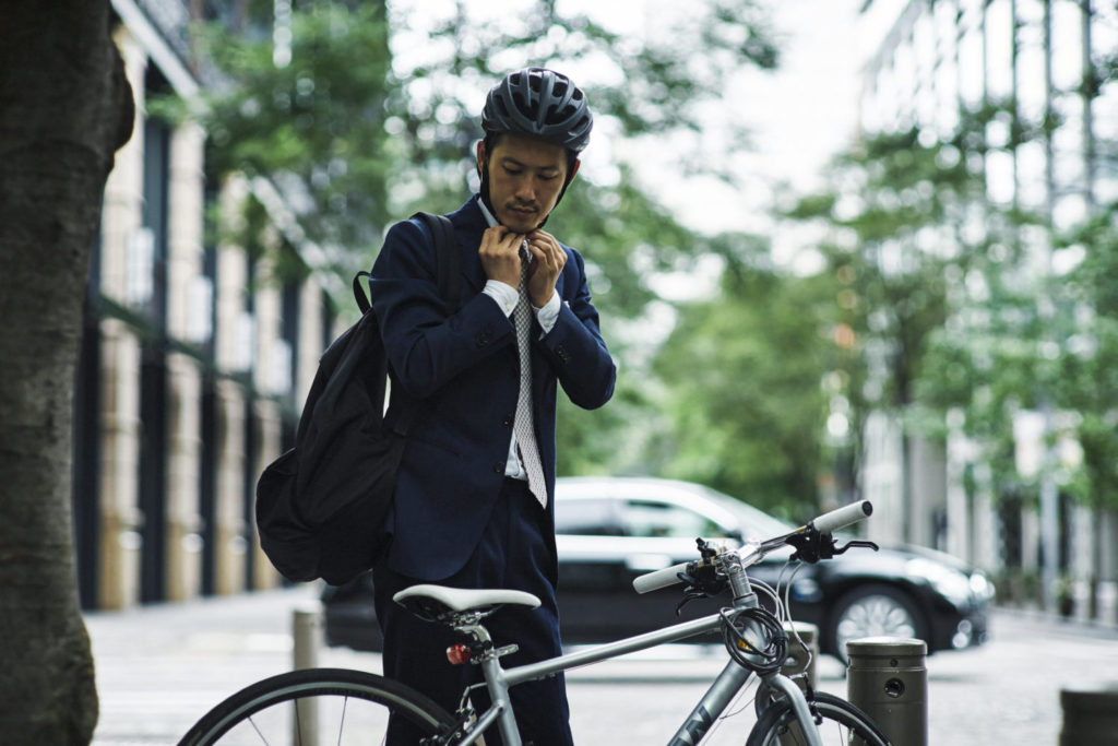 むち打ち、半月板損傷、肩関節挫傷などの怪我で後遺障害等級併合１４級を獲得、慰謝料を交渉し約３５０万円で示談解決した事例